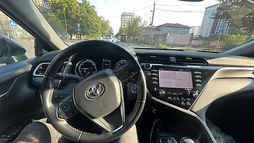 byd e1: Toyota Camry: 2017 г., 2.5 л, Автомат, Гибрид, Седан — 4