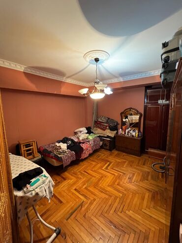 Комнаты: Баку, 3 комнаты, Вторичка, м. 28 мая, 100 м²