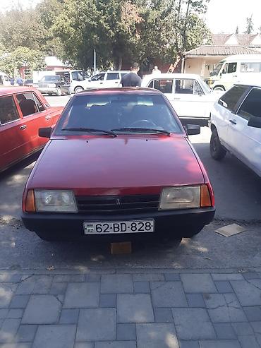 VAZ (LADA): Model: Lada Samara (VAZ 2109), qırmızı rəng Ban növü: Hetçbek, 5 qapı — 7
