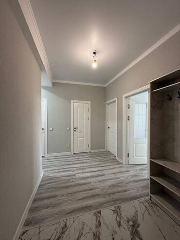 офис в жилом доме: 2 комнаты, 65 м², Элитка, 13 этаж, Евроремонт
