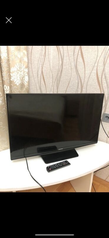 tv wifi qosmaq: Samsung LED televizor - Ekran: təxminən 32–40 düym, geniş ekran