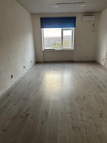 продажа домов он киркомстром: Сдаю Офисный шкаф: 25 м², В административном здании, С ремонтом, High ceilings — 1