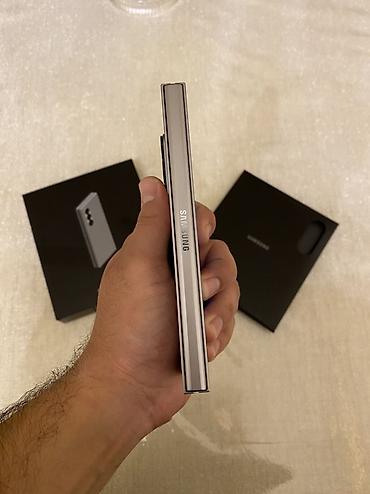 samsung noutbuk: Samsung Galaxy Z Fold 6, 256 GB, rəng - Boz, Simsiz şarj — 7