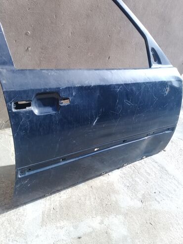 Avtomobil qapıları: Sağ ön, Mercedes-Benz W 124, 1995 il, Almaniya, Ünvandan götürmə — 2