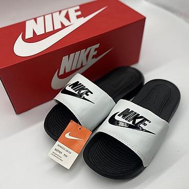 Босоножки, сандалии, шлепанцы: NIKE Benassi – легкие шлепанцы-сланцы для повседневной носки и отдыха — 8
