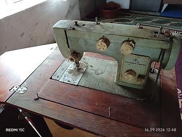 antik samovar alıram: Makinə tikiş dəzgahı – “Çayka-142M” (şaquli köynəkli, stolüstü — 1