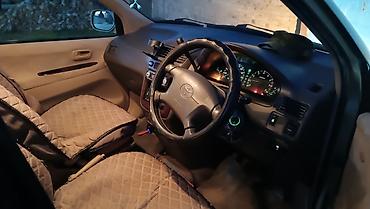 Toyota: Toyota Ipsum: 2001 г., 2 л, Автомат, Бензин, Минивэн — 8