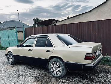 заслонка мерс 124: Mercedes-Benz W124: 1988 г., Седан — 4