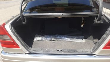 купить машину без первоначального взноса: Автомобиль Mercedes-Benz C-Class в кузове седан, выполненный в бежевом