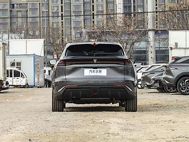 depal s07: Changan : 2025 г., 1.5 л, Автомат, Гибрид, Кроссовер — 3