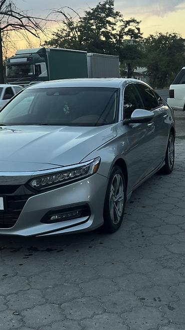 аккорд 10 поколения: Honda Accord: 2018 г., 1.5 л, Вариатор, Бензин, Седан — 3