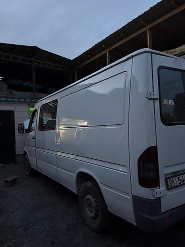Грузовой фургон Mercedes-Benz Sprinter (белый, длинная база, высокий