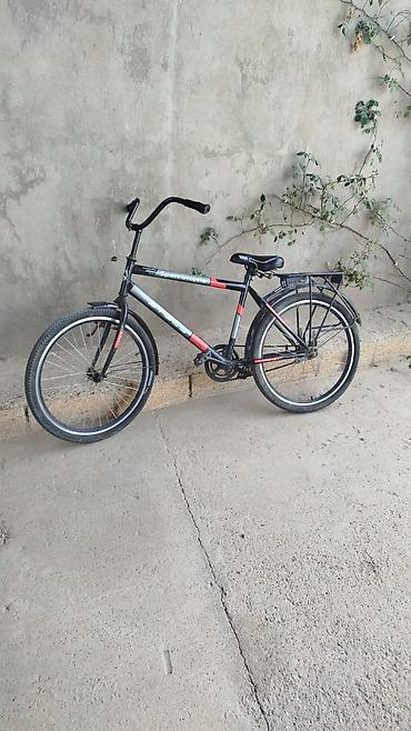 velosiped kreditle: Şəhər/əsas yol üçün klassik velosiped Xüsusiyyətlər: - 26" təkərlər — 1