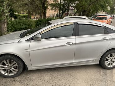 хундай 2: Hyundai Sonata: 2011 г., 2 л, Автомат, Газ, Седан
