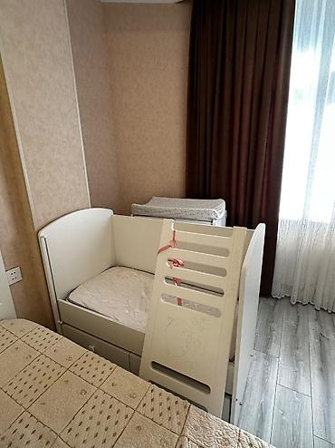 beşik: Uşaq beşiyi və uşaq baxım masası (dəst) - Rəng: ağ - Material — 5