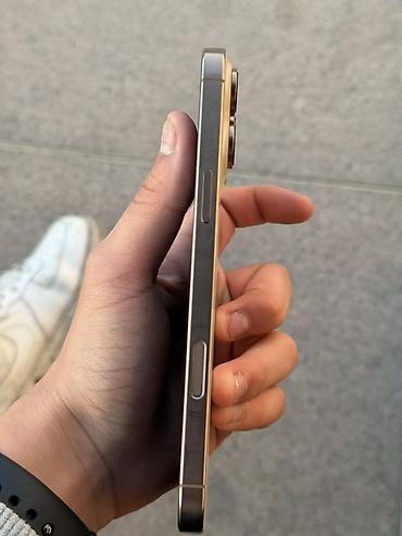 apple ultra 3: Смартфон Apple iPhone с экраном Super Retina XDR (около 6.1–6.7") и — 3