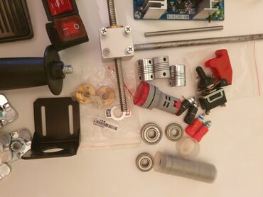 Digər mişarlar: Balaca mişar yığmaq üçün detallar və əlavə aksesuarlar. Mühərrik DC — 3