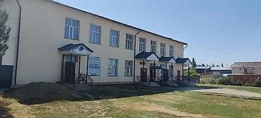 квартира дом каракол: Продаётся двухэтажное здание под кафе–ресторан. Просторный банкетный — 2