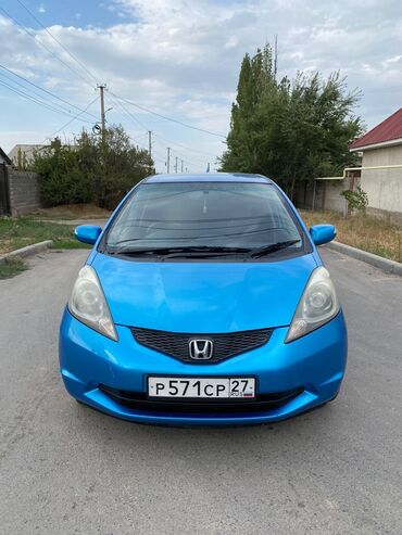 fit 1 3: Honda Fit: 2009 г., 1.3 л, Вариатор, Бензин, Хетчбек