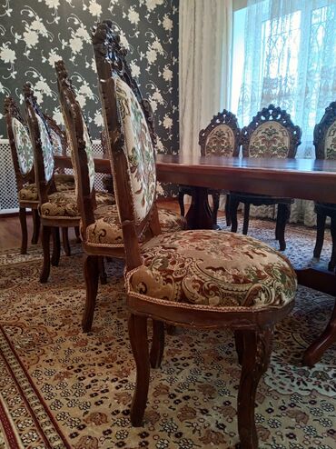 8 объявлений | lalafo.kg: Продаём иранский стол со стульями шикарного качества, сейчас таких