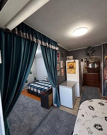 5 мик: 1 комната, 27 м², ул. Московская / Уметалиева Индивидуалка, 5 этаж — 9