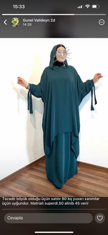 Dəstlər, kostyumlar: Kapüşonlu, rahat kəsimli, tam örtülü ikiqat abaya dəsti. - Rəng: tünd