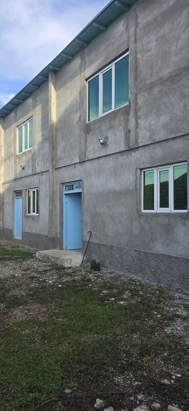 Binalar: İki mərtəbəli ofis/istehsal-təyinatlı bina - Beton karkaslı — 1