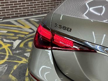 mersedes e 221: Mercedes-Benz S-Class: 2022 г., 4 л, Автомат, Гибрид, Седан — 6