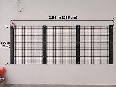 Setka vitrinləri: Mağaza/ofis avadanlığı paketi - Divar üçün metal ızgara panellər: • — 4