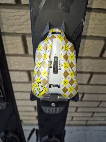 Oprema za skijanje: Sve sa slika za 13000din Korisceno, ali nama nije vise potrebno. Na — 13