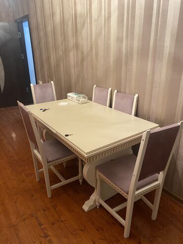 Masalar: Qonaq masası, İşlənmiş, Açılmayan, Kvadrat masa, Belarusiya