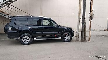 maşın luku: Mitsubishi Pajero: 3 l | 2007 il 320556 km Ofrouder/SUV — 7