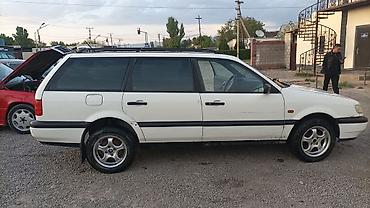 Volkswagen: Volkswagen Passat Variant: 1994 г., 1.8 л, Механика, Бензин, Универсал — 2