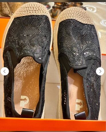 Botinka və botilyonlar: Ölçü: 41, Yeni — 12