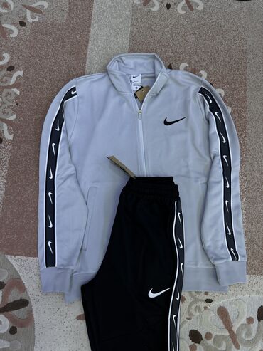 Спортивные костюмы: Мужской спортивный костюм, M (EU 38), Nike, Новый, цвет - Серый, Самовывоз