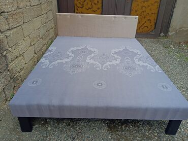 Çarpayılar: Təzə çarpayılar. 1 nəfərlik çarpayılar 60 manat.2 nəfərlik taxt 110 — 13