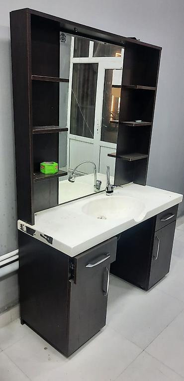 Salon, tibbi mebel: Salon üçün güzgülü lavabo modulu - Tərkibi: böyük divar güzgüsü — 1