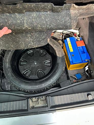 Mercedes-Benz: Mercedes-Benz E-Class: 2002 г., 2.6 л, Механика, Бензин, Седан — 15