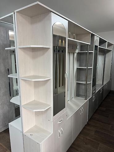 standing mirror: Прихожая модульная с зеркалом и множеством систем хранения. Основные — 8