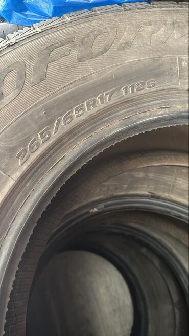 зимний донголок 14: Зимние шины Комплект 
265/65R17
Срочно продаю 18000