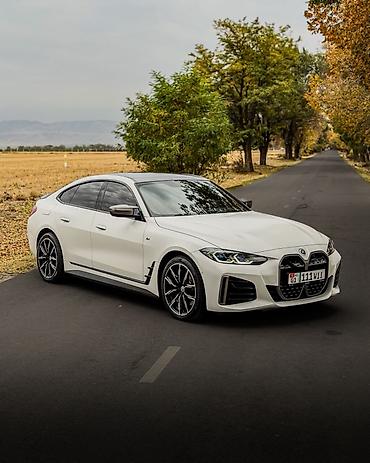 хюндай кона электрик: BMW i4: 2022 г., Автомат, Электромобиль, Лифтбек — 3