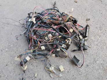 Auto delovi: Kompletna instalacija Lada 21213 Niva 2003 godište. Polovno, očuvano — 3