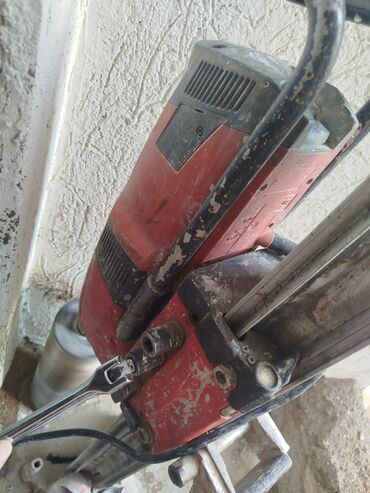 Beton işləri: Beton kəsmə beton deşmə xidməti Karot - HILTI DD 200 / 350 ilə 25 ° — 4