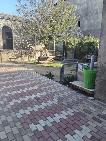 Həyət evləri və villaların satışı: 4 otaqlı, 140 kv. m, Orta təmir -da lalafo.az — 2 Həyət evləri və villaların satışı: 4 otaqlı, 140 kv. m, Orta təmir — 2