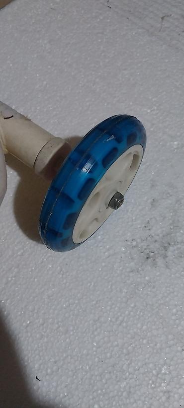 Trotineti, skejtbordovi i hoverbordovi: Dečiji trotinet sa 3 točka - Konstrukcija: prednji točak + dva zadnja — 7