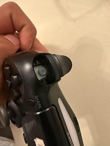 plesteyşin: Samsung smart 46 olcu TV interneti var Playstation 4 slim 500 GB — 5