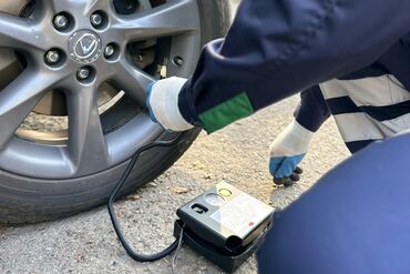 Другие автоуслуги: - разрядился аккумулятор? машина не заводится? не вопрос приедем — 7