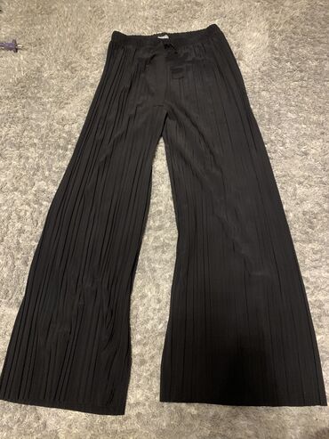 kozne pantalone zara: M (EU 38), L (EU 40), XL (EU 42), Normalan struk, Zvoncare