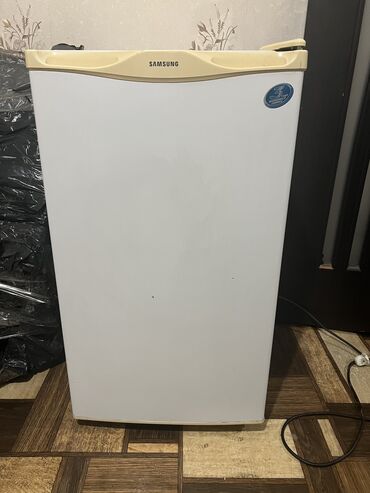 Холодильник Samsung, Б/у, Минихолодильник, No frost, 42 * 82 * 40