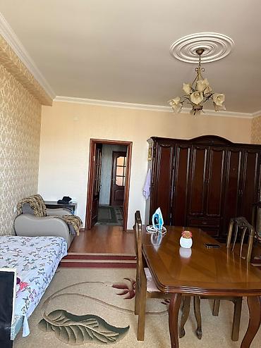 Квартиры: Bir nəfər otaq yoldaşı XANIM axtarılır. Qiymət 180 Azn. İnşaatçılar — 3